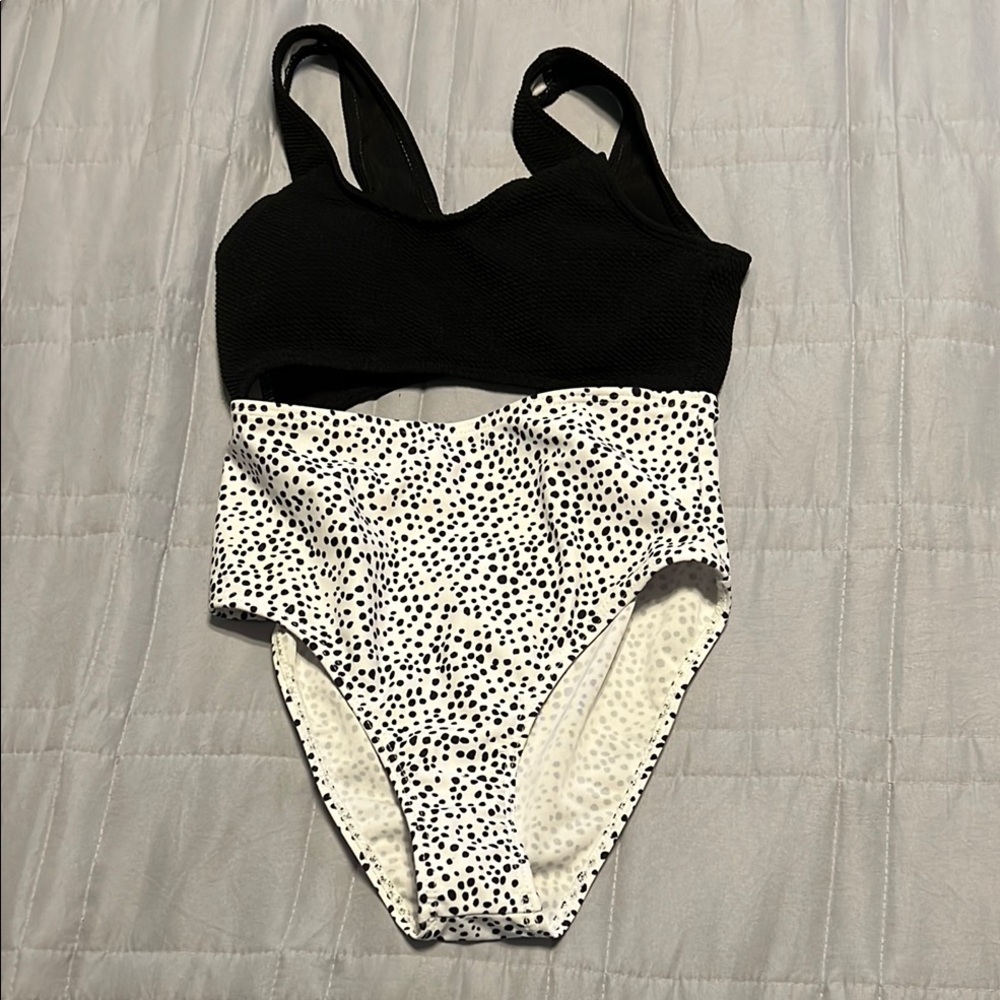 Black and White Polka Dot Swimsuit